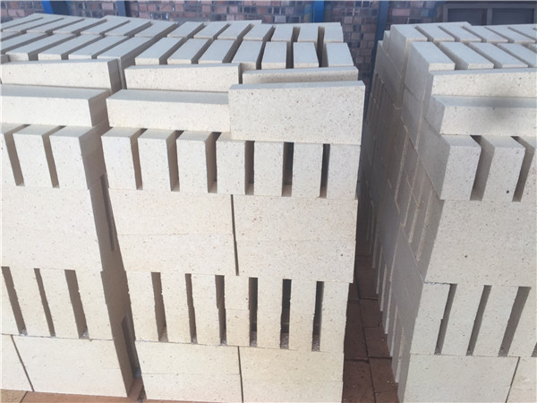 耐火磚在建造時(shí)應(yīng)注意的問(wèn)題